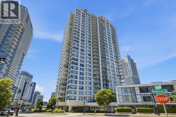 3004 570 Emerson Street, Coquitlam, BC, photo 2