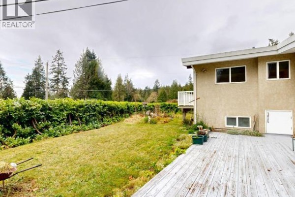 Kitchen - 3004 Pebble Beach Road, Powell River, BC V8A0R5 Photo 5