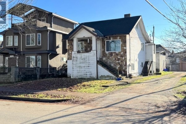 3006 E 25th Avenue, Vancouver, BC, photo 2