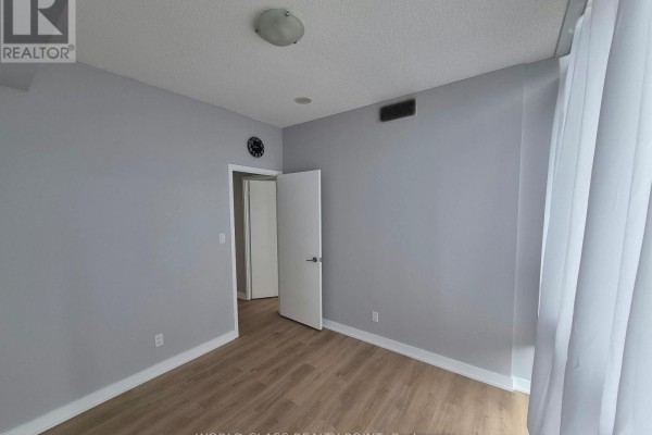 Den - 3007 - 126 Simcoe Street, Toronto, ON M5H4E6 Photo 5