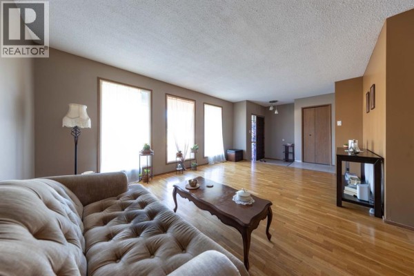 Bedroom - 3007 52 Avenue, Lloydminster, AB T9V1P4 Photo 5