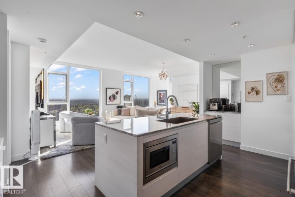 Den - #3008 310 12 Av Sw, Calgary, AB T2R1B5 Photo 4