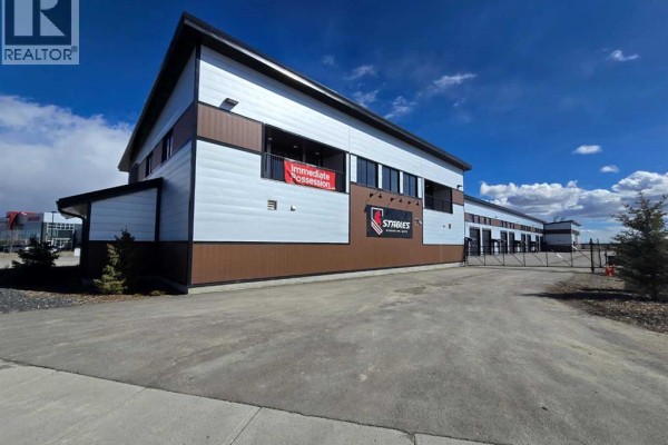 301, 5 River Heights Drive, Cochrane, AB T4C0N8 Photo 2