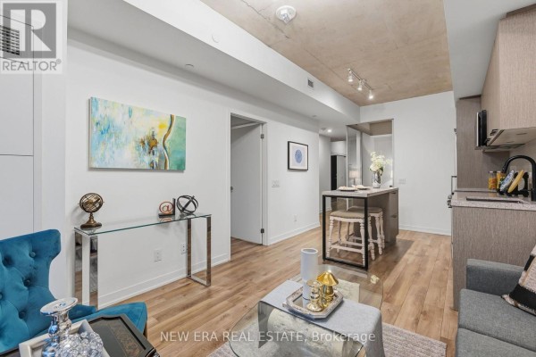 301 - 1808 St. Clair Avenue W, Toronto, ON M6N1J5 Photo 5