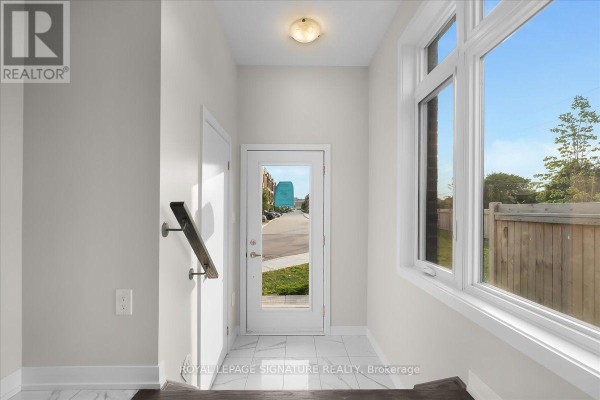 301 - 1865 Pickering Parkway, Pickering, ON, photo 3