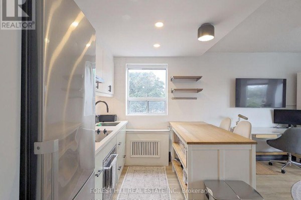 301 - 204 Kingston Road, Toronto, ON, photo 2
