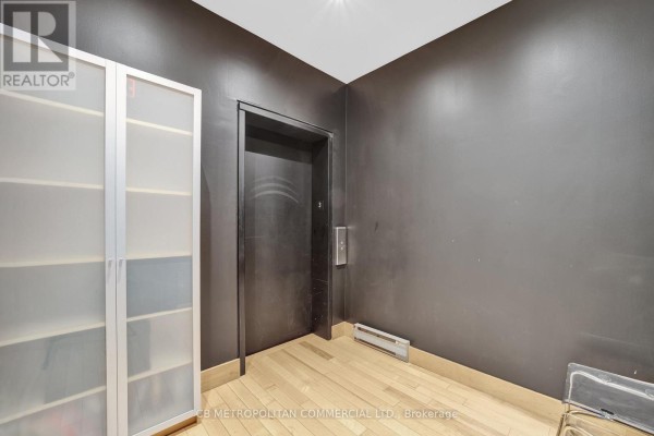 301 - 21 Camden Street, Toronto, ON, photo 2