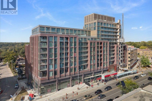 301 - 2450 Bloor Street W, Toronto
