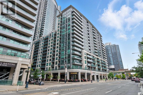 301 - 25 Lower Simcoe Street, Toronto, ON, photo 3