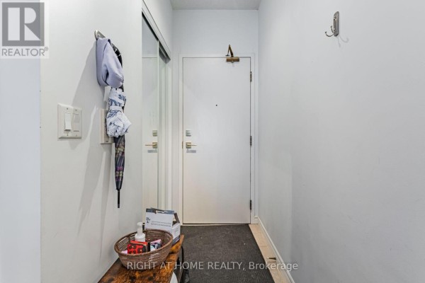 Dining room - 301 - 28 Byng Avenue, Toronto, ON M2N7H4 Photo 2