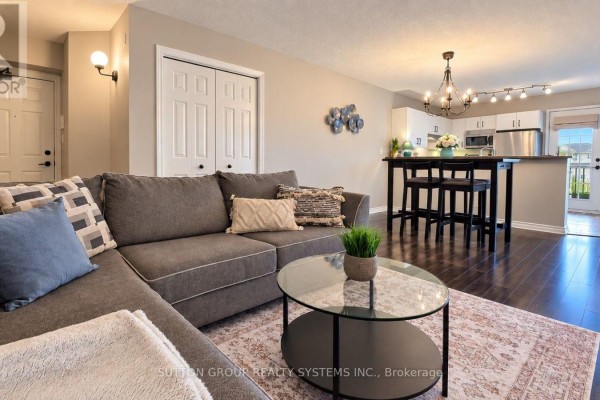 Eating area - 301 - 4005 Kilmer Drive, Burlington, ON L7M4M2 Photo 4