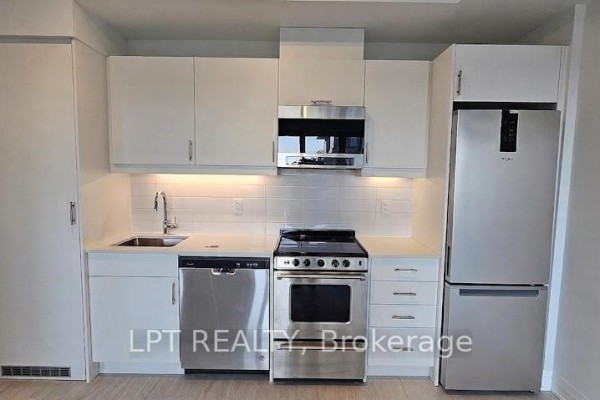 301 - 412 Silver Maple Road, Oakville, ON, photo 3