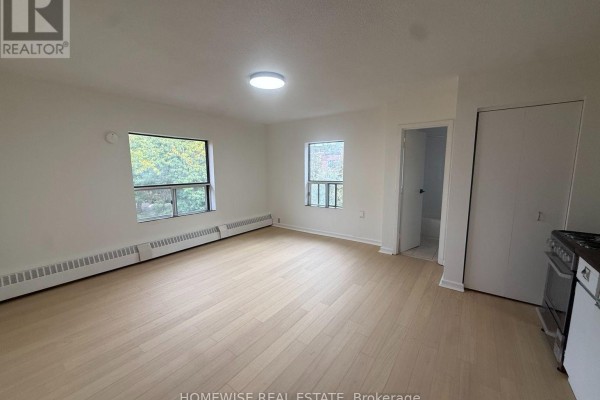 301 - 5 High Park Boulevard, Toronto, ON M6R1M5 Photo 4
