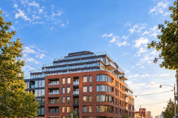 301 - 5 Lakeview Avenue, Toronto