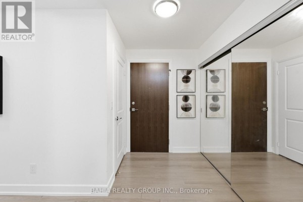 301 - 6 Eva Road, Toronto, ON, photo 3