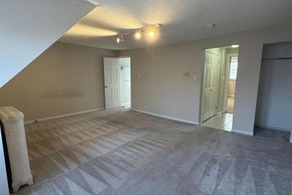 301 - 676 Huron Street, Toronto, ON M5R2R9 Photo 5