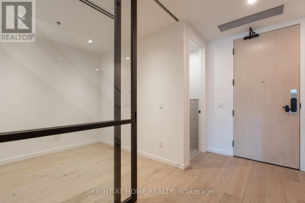 Dining room - 301 - 778 Queen Street E, Toronto, ON M4M1H4 Photo 3