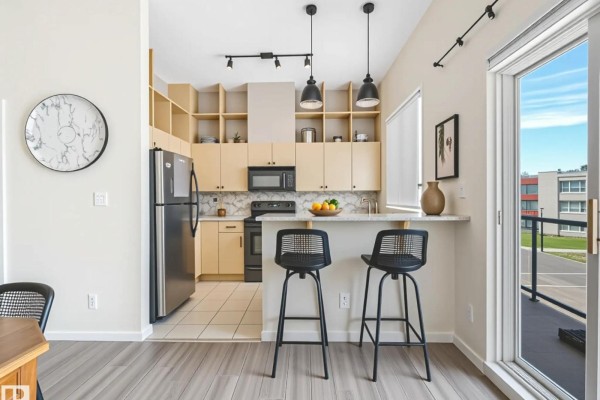 #301 10905 109 St Nw, Edmonton