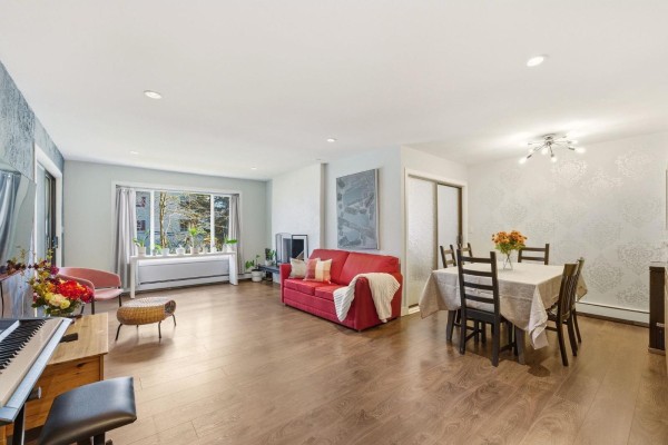 301 1381 Martin Street, White Rock, BC V4B3W6 Photo 4
