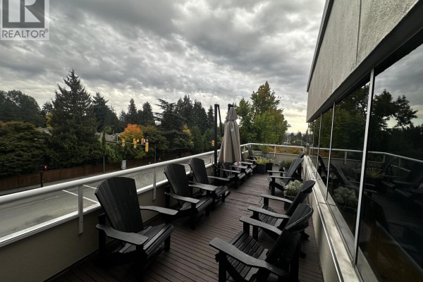 301 2609 Westview Drive, North Vancouver, BC, photo 2