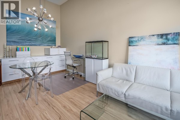 301 280 Ross Drive, New Westminster, BC V3L0C2 Photo 2