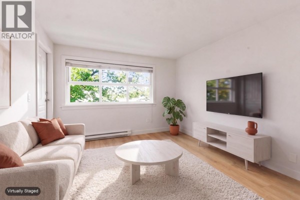 301 2928 Commercial Drive, Vancouver, BC V5N4C9 Photo 2