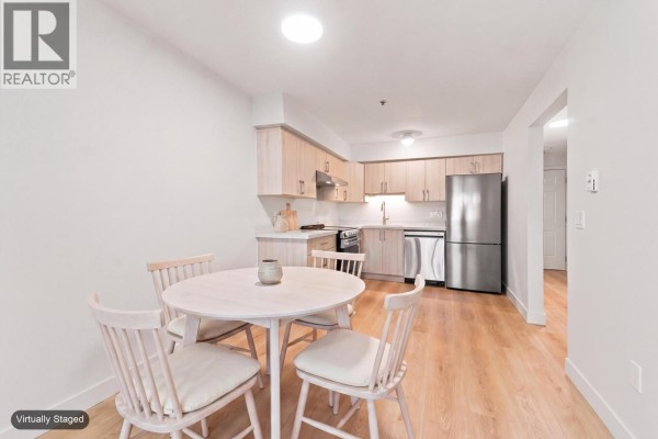 301 2928 Commercial Drive, Vancouver, BC V5N4C9 Photo 5