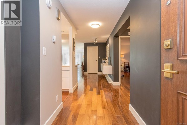 Balcony - 301 2930 Cook St, Victoria, BC V8T3S7 Photo 5