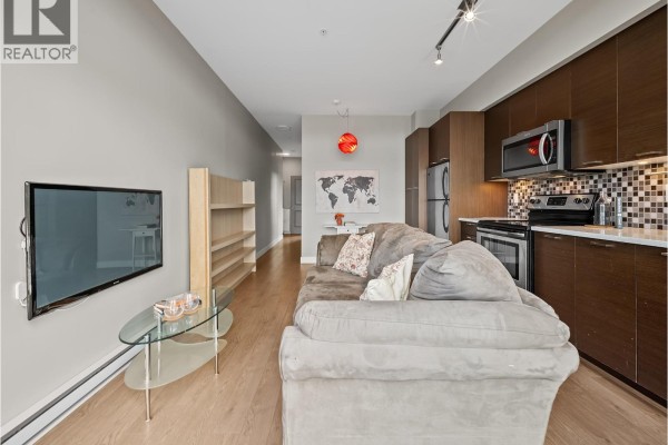 301 4372 Fraser Street, Vancouver, BC V5V4G3 Photo 4