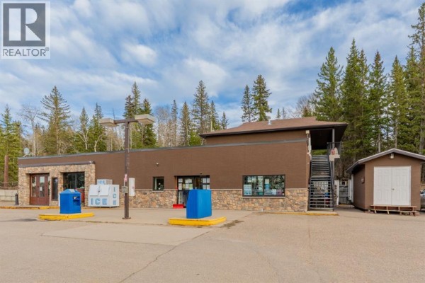 301 6 Avenue, Rural Cypress County, AB T0J1C0 Photo 4