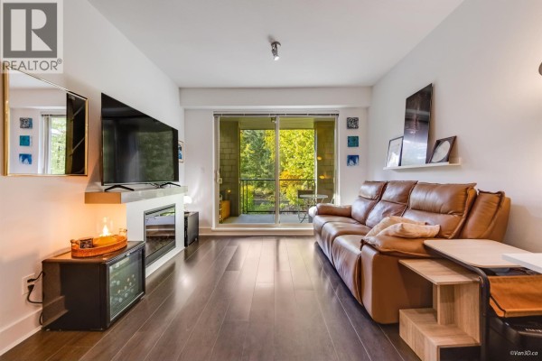 301 7418 Byrnepark Walk, Burnaby, BC V3N0B3 Photo 4