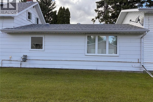 Bonus Room - 301 7th Avenue W, Nipawin, SK S0E1E0 Photo 5