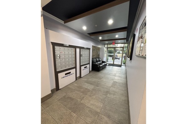 301 8168 120a Street, Surrey, BC, photo 2