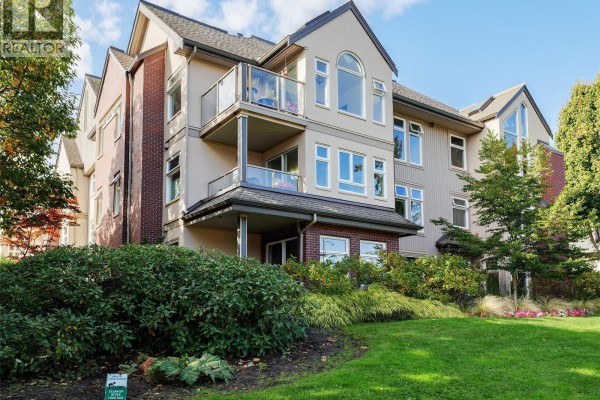 301 837 Selkirk Ave, Esquimalt