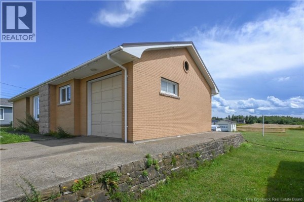 301 Acadie Street, Grande Anse, NB, photo 3
