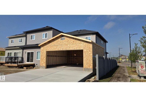 Kitchen - 301 Brae Wy, Leduc, AB T9E1T7 Photo 3