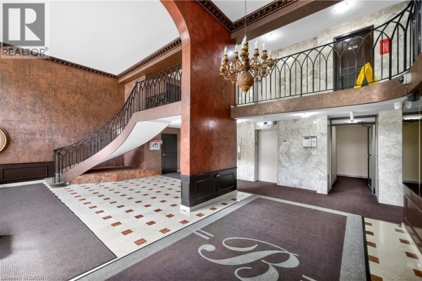 2pc Ensuite bath - 301 Frances Avenue Unit# 802, Hamilton, ON L8E3W6 Photo 5