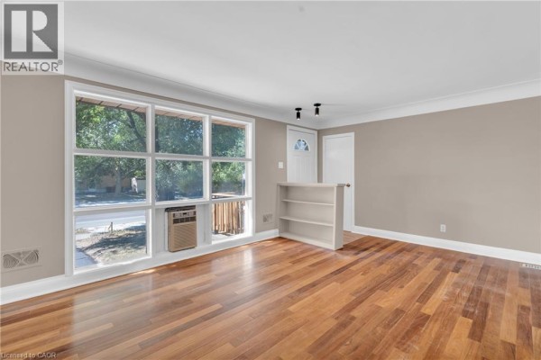 Living room - 301 Franklin Street N Unit# A, Kitchener, ON N2A1Y9 Photo 5