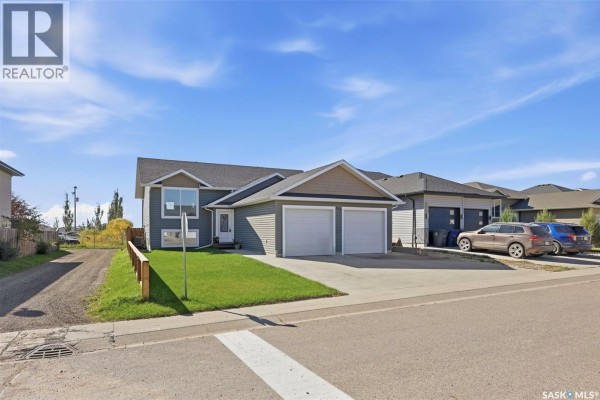 301 Haichert Street W, Warman