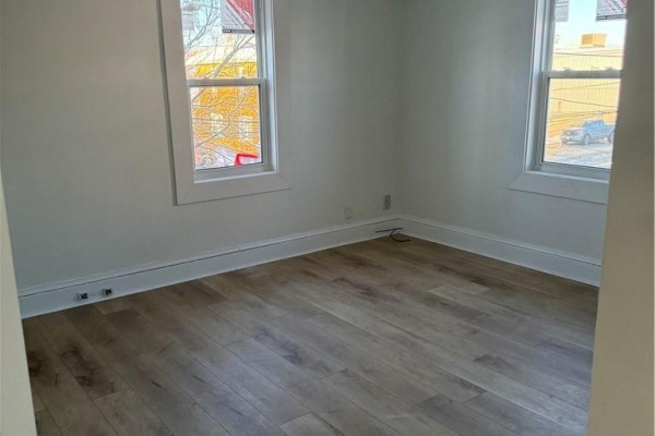 301 Hemlock Street, Sudbury, ON, photo 3