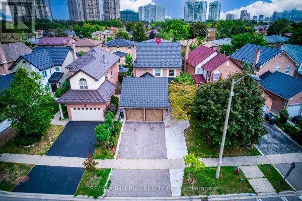 Den - 301 Kingsbridge Garden Circle, Mississauga, ON L5R1L2 Photo 2