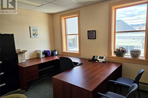 301 Main Street Unit 202, Penticton, BC, photo 2