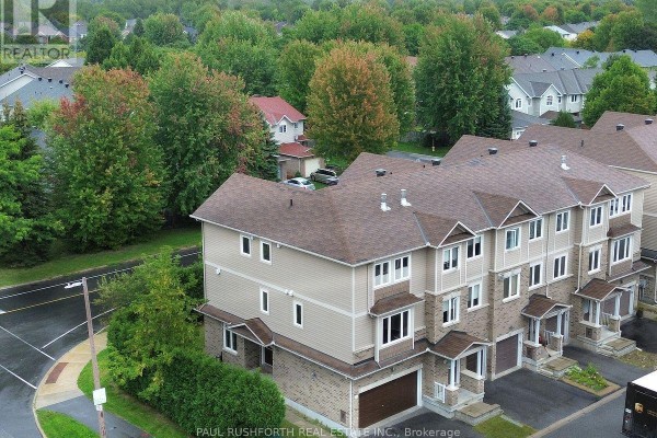 Family room - 301 Mosaic Private, Ottawa, ON K2K0H1 Photo 3