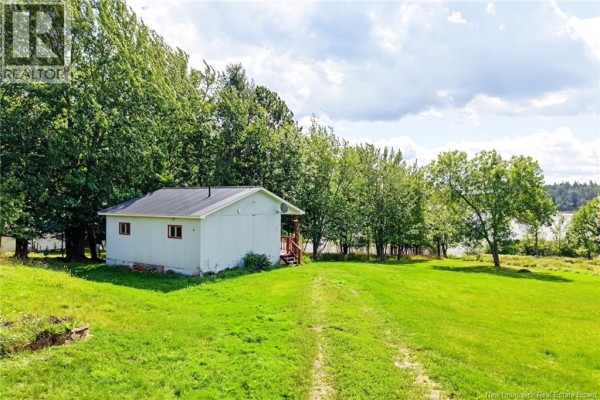 Kitchen - 301 Sand Point Road, Lakeville Corner, NB E4B1K9 Photo 4