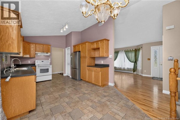4pc Bathroom - 301 Worthington Avenue, Moncton, NB E1C0B7 Photo 4