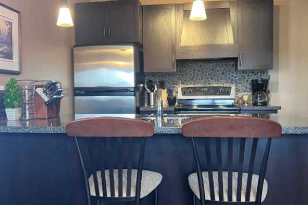 Kitchen - 3011 South Pine Lake Road, Rural Red Deer County, AB T0M1S0 Photo 5