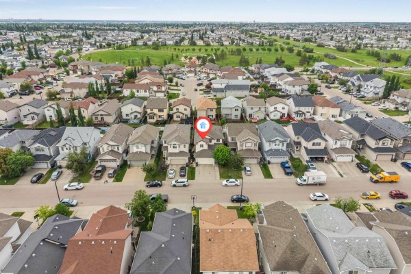 3012 25 Ave Av Nw, Edmonton, AB, photo 2