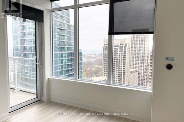 Kitchen - 3015 - 19 Bathurst Street, Toronto, ON M6A2E1 Photo 3