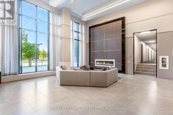3015 - 4055 Parkside Village Drive, Mississauga, ON L5B0K8 Photo 5