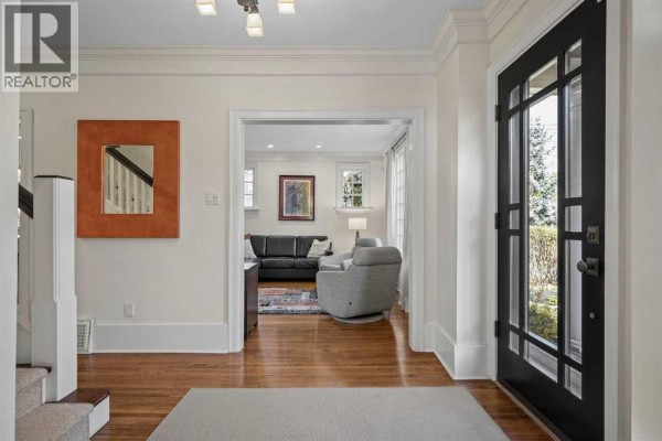 Family room - 3015 2 Street Sw, Calgary, AB T2S1T4 Photo 5